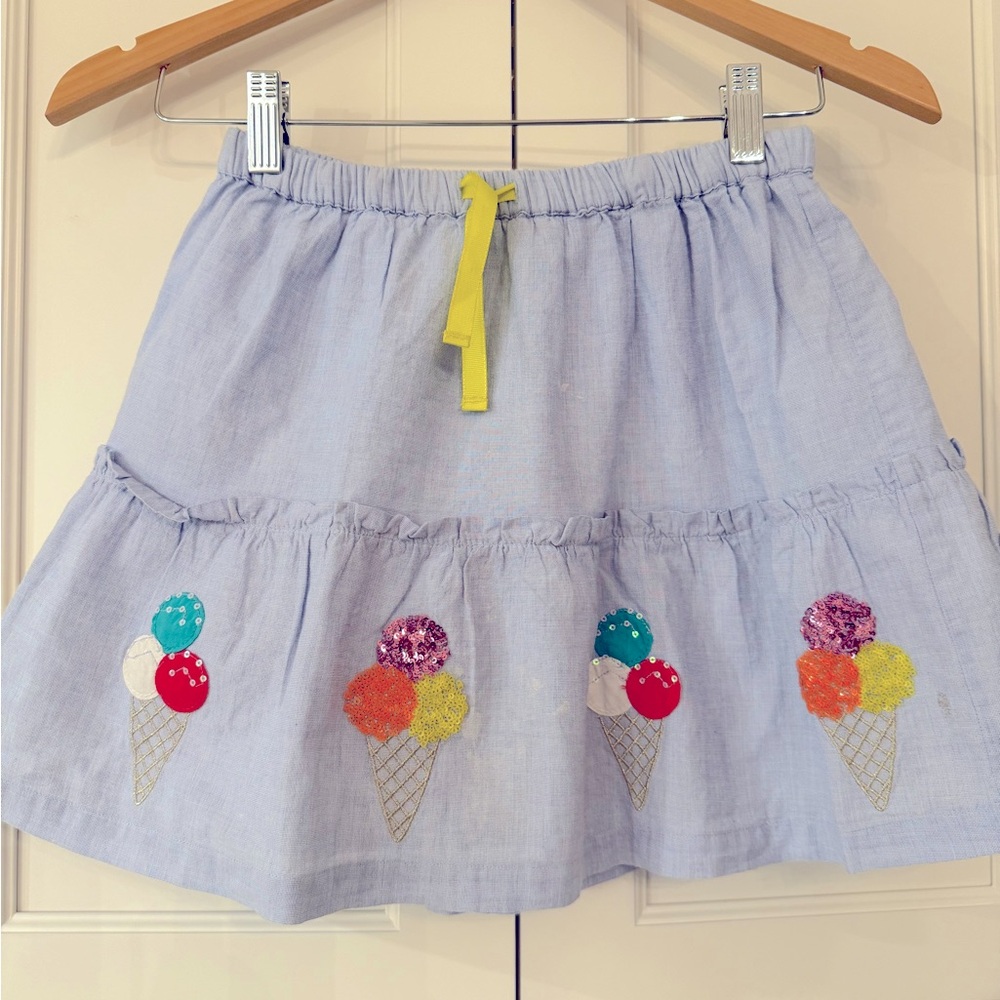Mini Boden embroidered skirt. Light Blue Dress Ice Cream Embroidery. Size 9-10